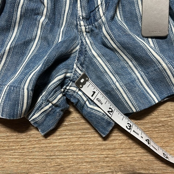 TRACTR Stripped Shorts - Picture 6 of 8